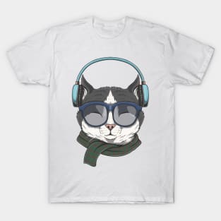 cat wears headphones T-Shirt